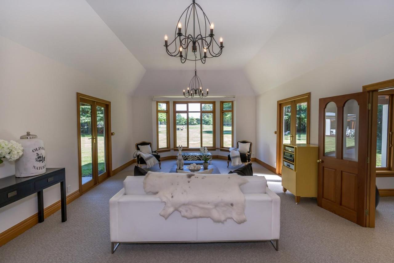 Bond Estate Luxury Accommodation Christchurch Exterior foto
